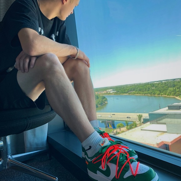 Meet your Posher, Ethan - Picture 2 of 4